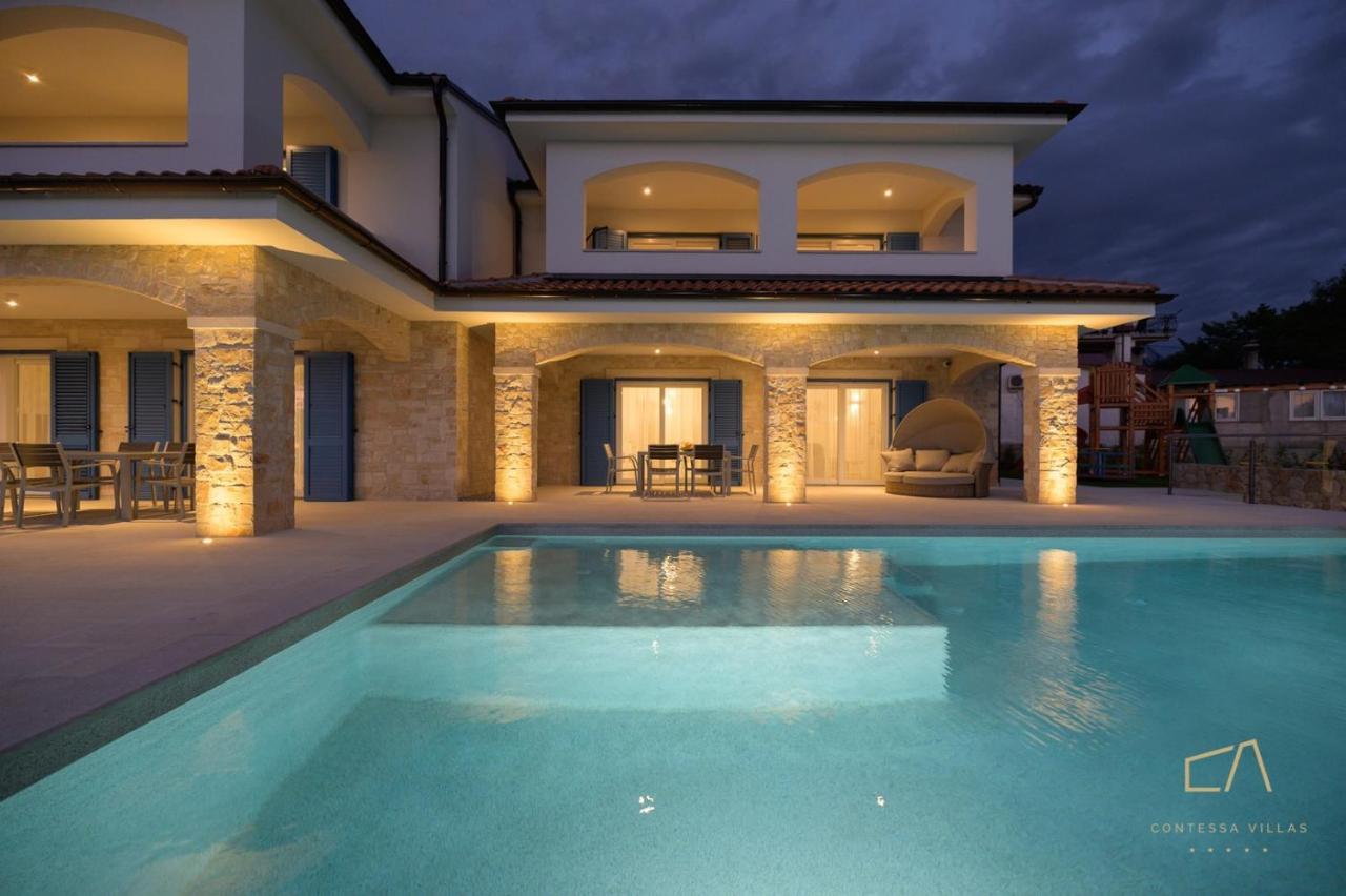 Luxury Apartments Loma Sveti Vid-Miholjice Luaran gambar