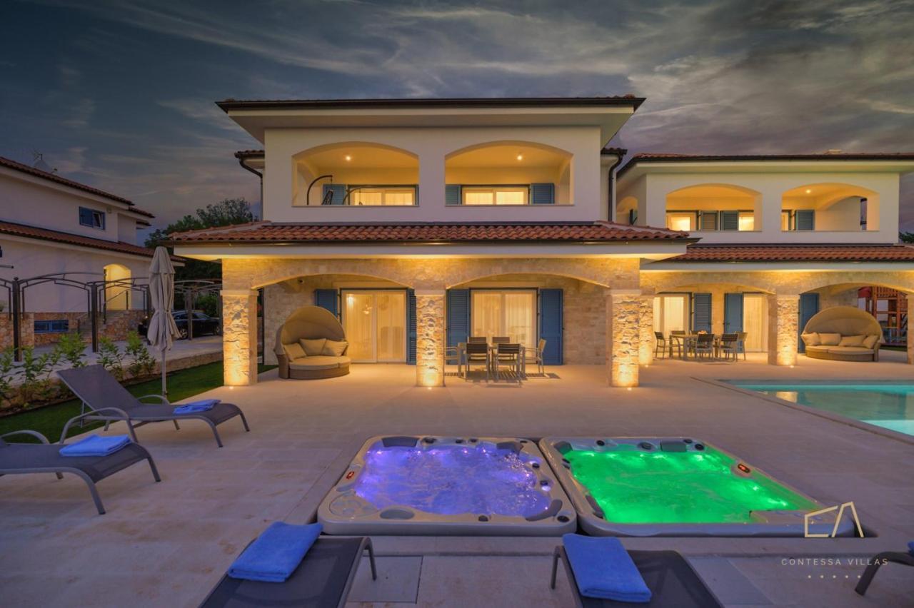 Luxury Apartments Loma Sveti Vid-Miholjice Luaran gambar