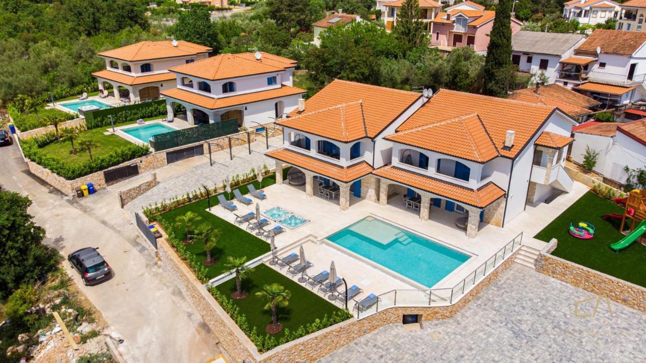 Luxury Apartments Loma Sveti Vid-Miholjice Luaran gambar