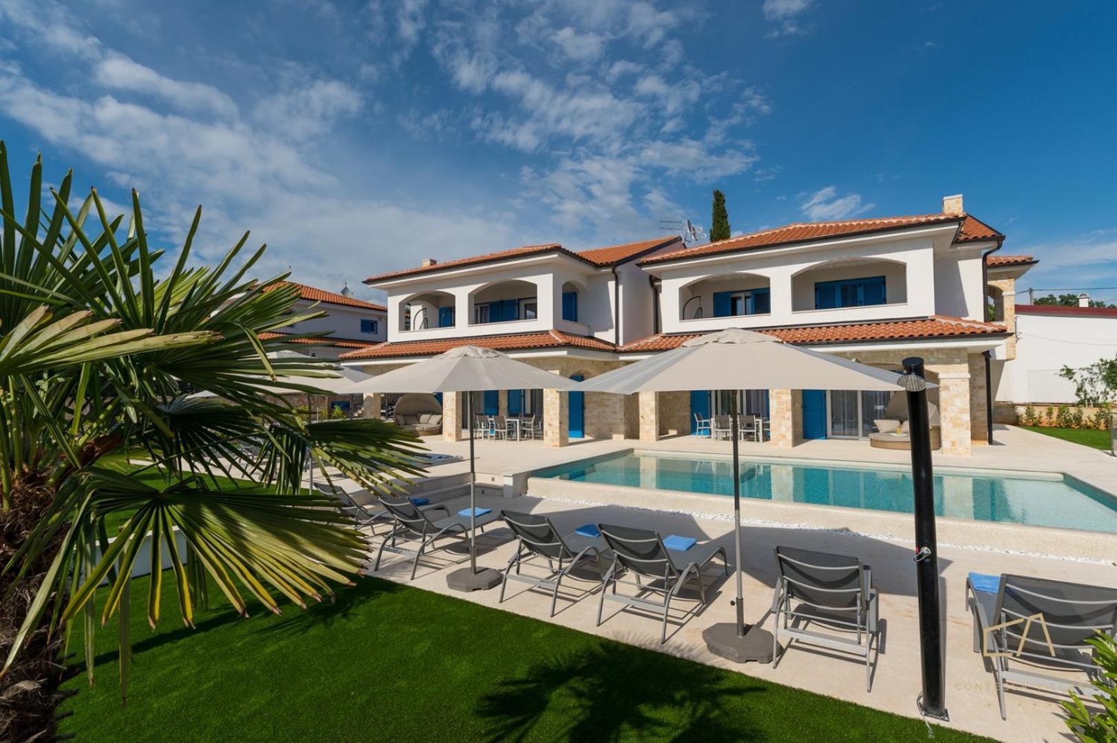 Luxury Apartments Loma Sveti Vid-Miholjice Luaran gambar